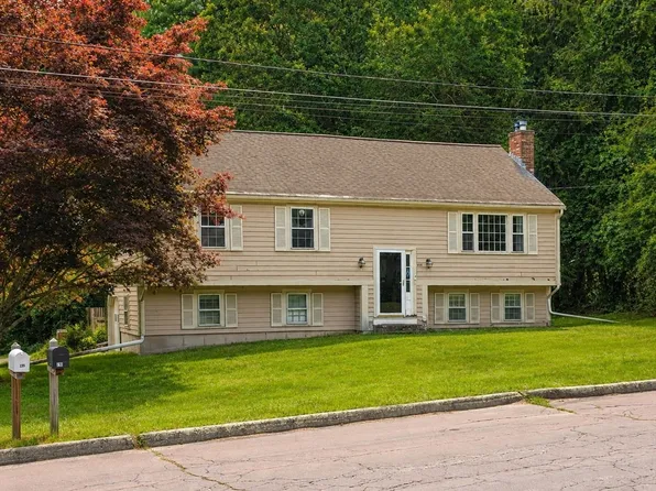 140 King James Way, Wrentham, MA 02093