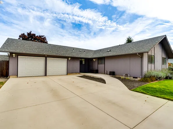 4025 Wakefield Ct, Eugene, OR 97404