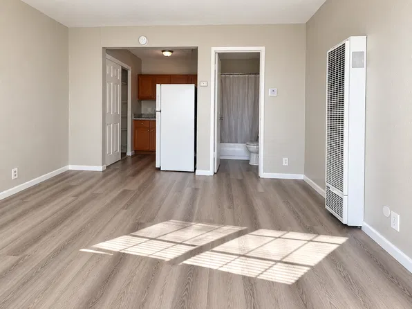 7975 Macarthur Blvd #2, Oakland, CA 94605