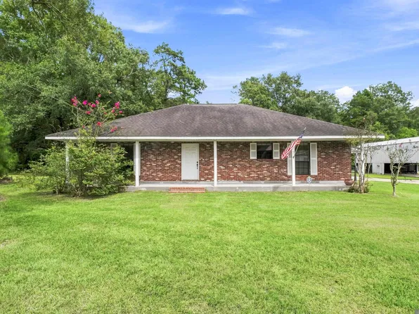 35384 Curtis Dr, Denham Springs, LA 70706