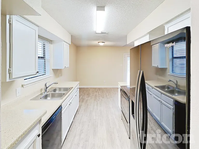 1912 Wurzburg Dr — Photo 6