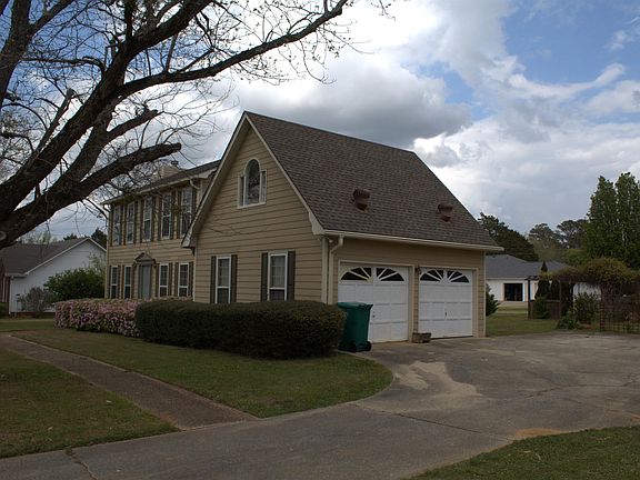 4th image of 143 Cedar Rock Rd