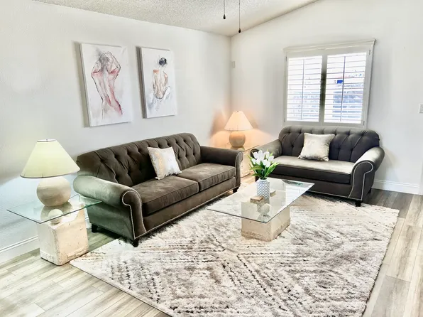5621 Rick Husband Dr, El Paso, TX 79934