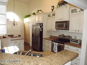 3rd image of 1603 Parkside Pl #1603
