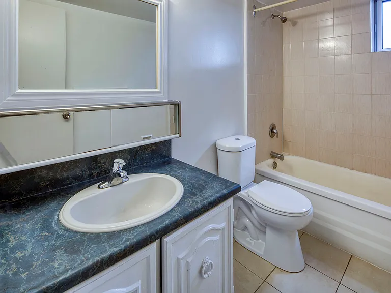 560 Birchmount Rd — Photo 6