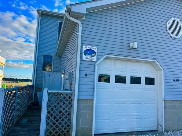 7159 Piney Island Rd, Chincoteague Island, VA 23336