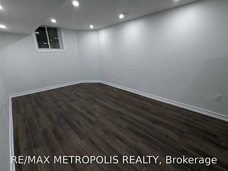 119 Tom Edwards Dr #BASEMENT — Photo 17