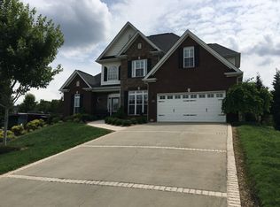 1131 Broughton Ct, Morristown, TN 37814