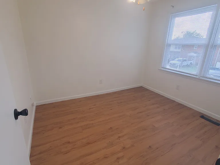 4751 Old Hickory Rd — Photo 17