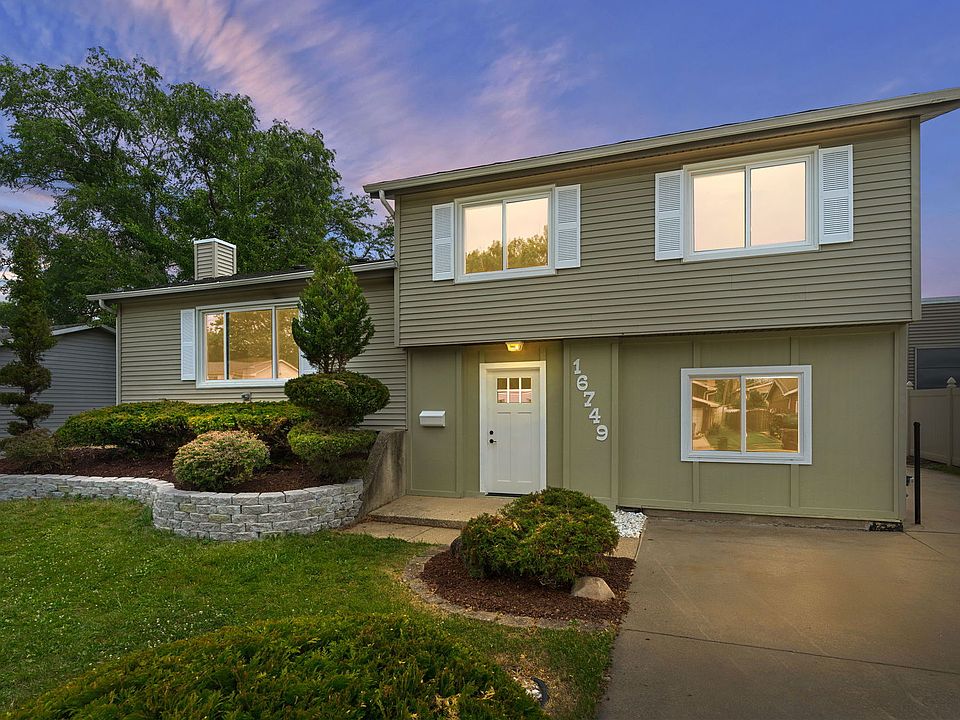 1st image of 16749 Meadowdale Dr