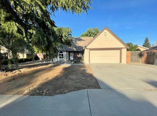 279 N Homsy Ave, Clovis, CA