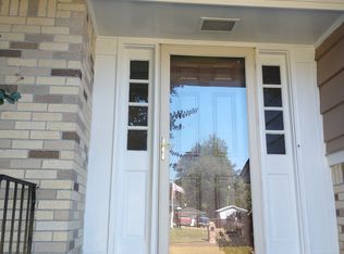 221 Meadow Dr, Columbus, MS 39702