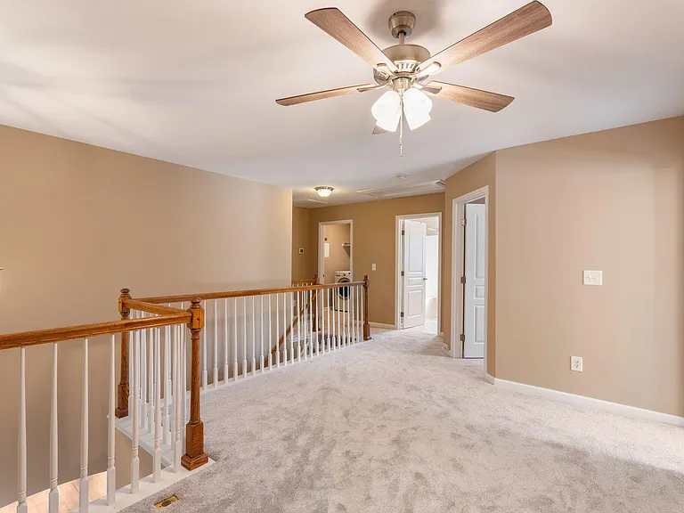 3001 Prospect Pkwy — Photo 13