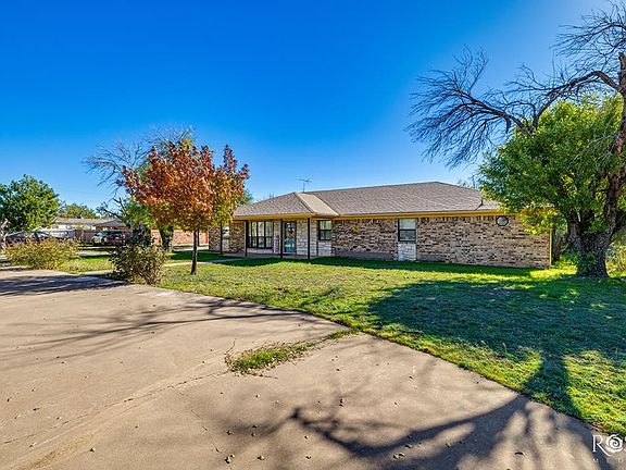 4th image of 6945 Grape Creek Rd