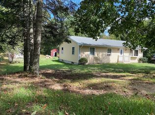 4 Beech Bluff Rd, East Freetown, MA 02717