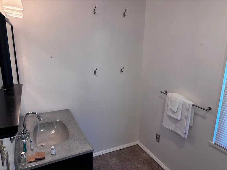 7336 Howard Ct — Photo 12