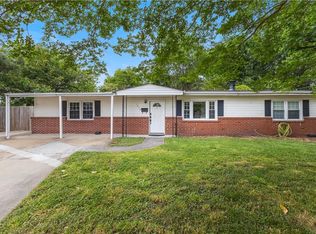 1016 Perth Ln, Virginia Beach, VA 23455