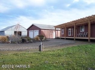 2212 N Granger Rd, Zillah, WA 98953