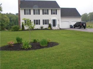 43 Pleasant View Dr, Hope Valley, RI 02832