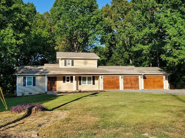 94 Ellis Cir, Chatsworth, GA 30705