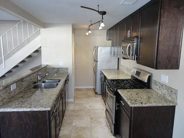 Building Photo - 20833 Plum Canyon Rd