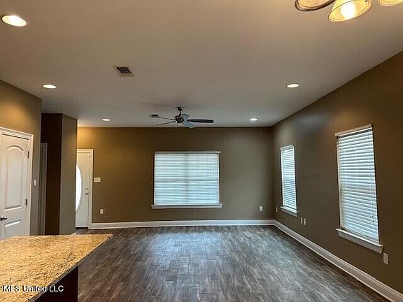 2nd image of 18304 Tarabrooke Dr