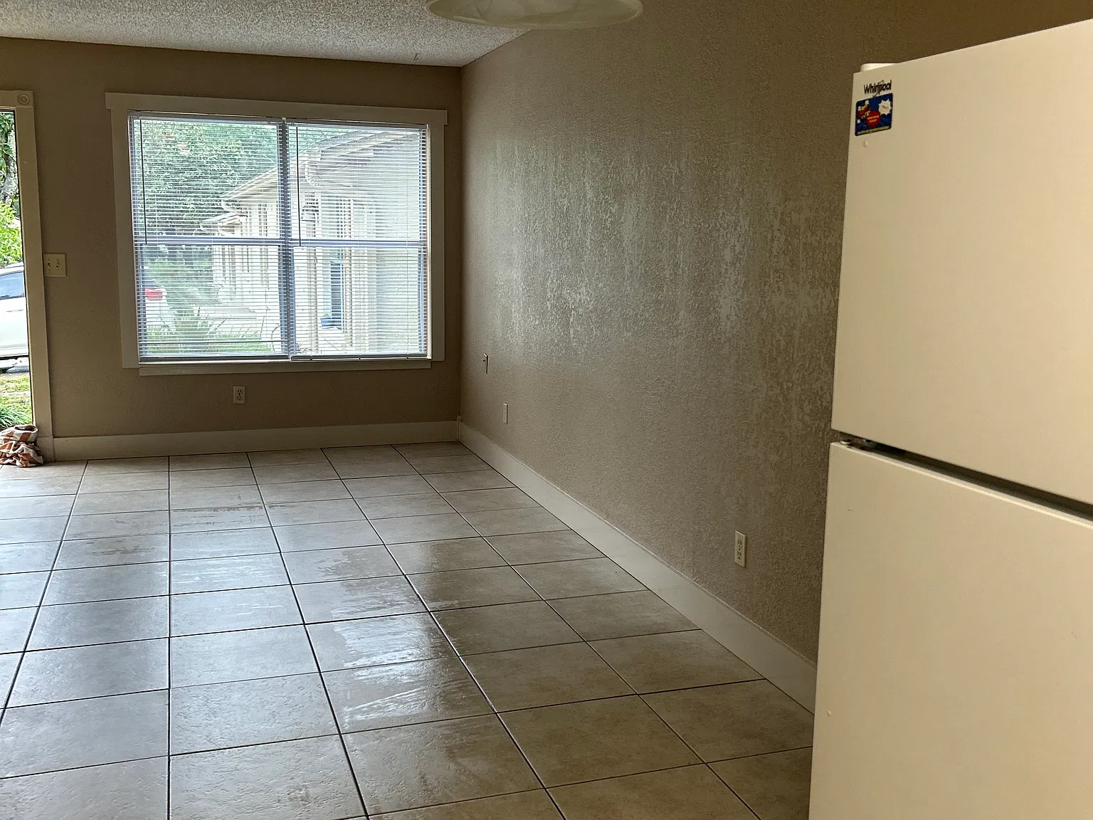 2 bed, 875 sqft, $1,450 — Photo 1