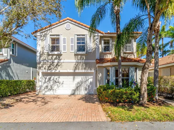 1105 Scarlet Oak St, Hollywood, FL 33019