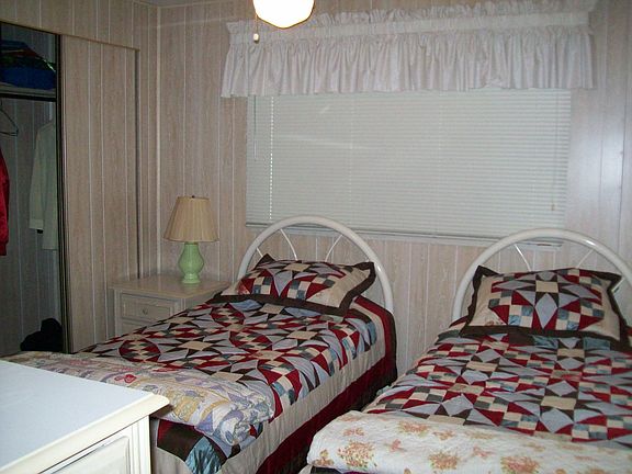 4th image of 213 Wolverine Ave