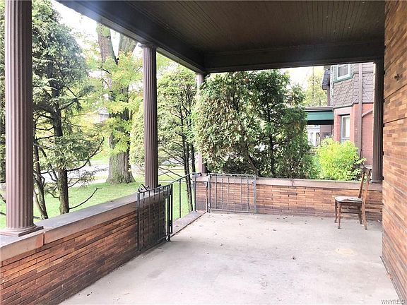 2nd image of 295 Summer St
