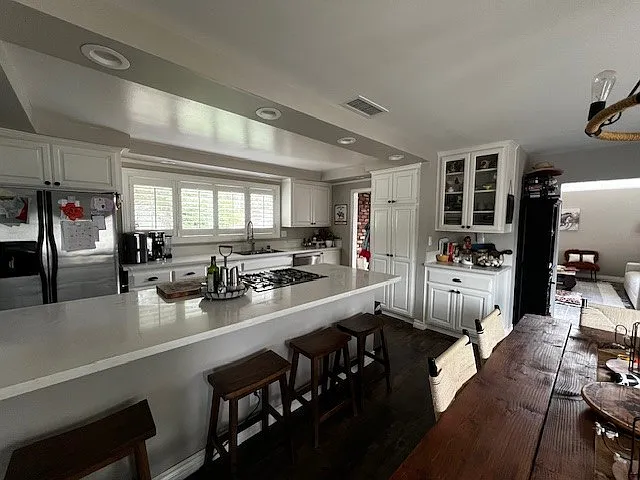 1052 Calle Jazmin — Photo 2