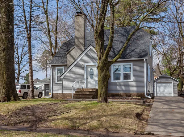 219 Franklin Ave, Ames, IA 50014