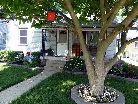 2nd image of 21836 Oakwood Ave