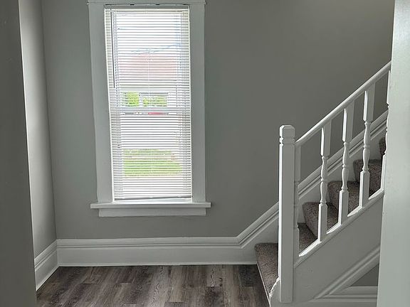 5th image of 579 E Gates St