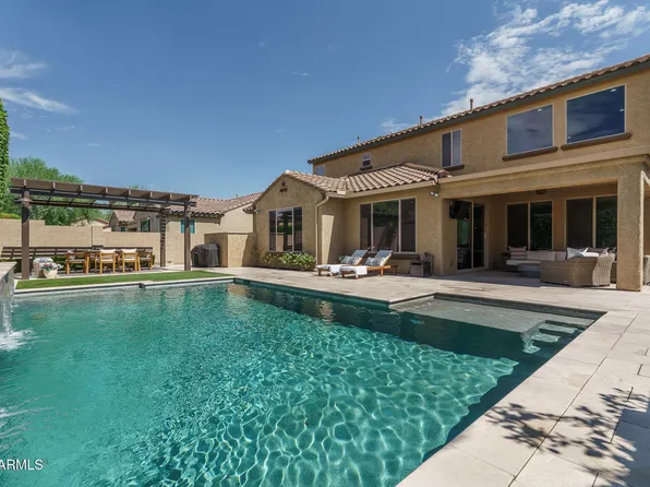 10738 W WHITEHORN Way, Peoria, AZ 85383