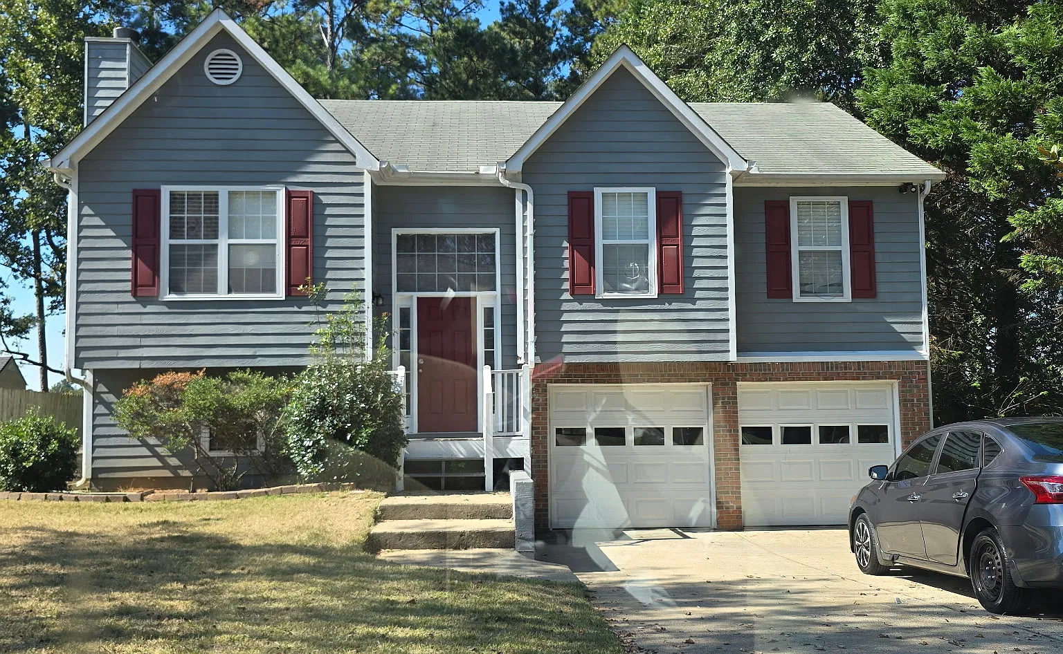 4 bed, 1126 sqft, $2,200 — Photo 1