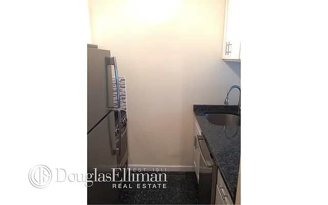 Rented by Douglas Elliman | media 10