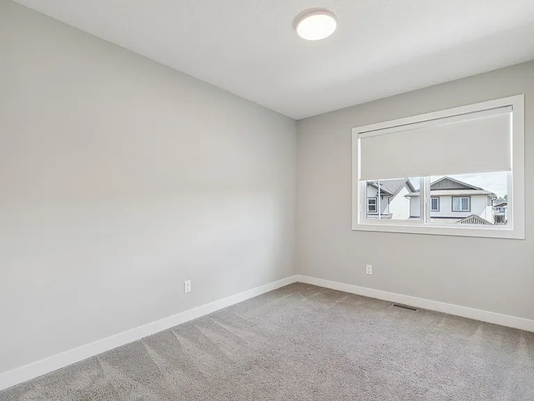 1 Reunion Loop NW — Photo 49