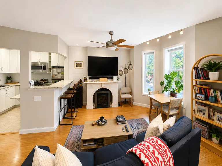 38 Appleton St #3 — Photo 2