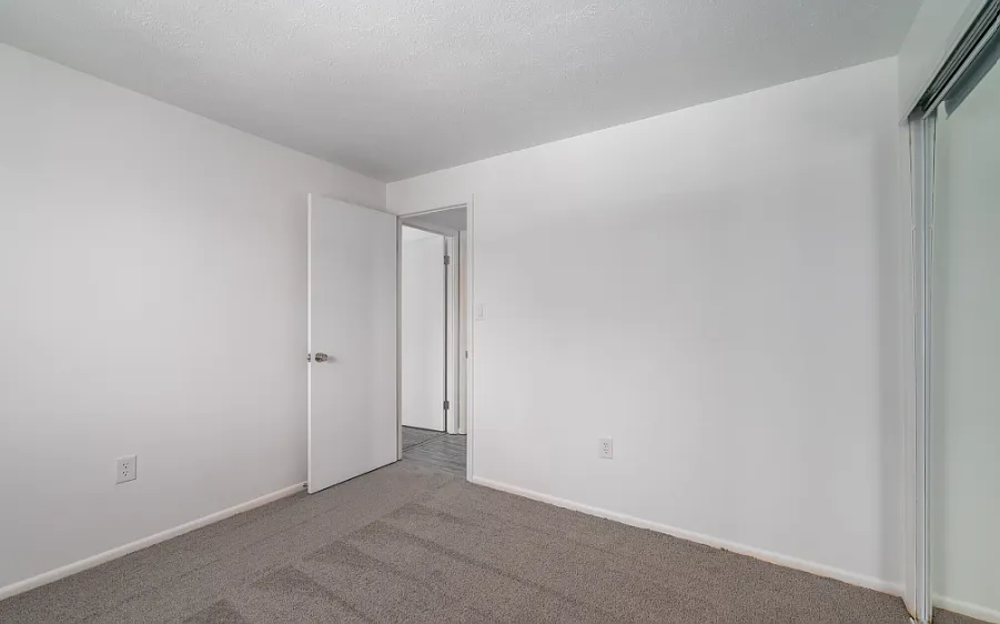 Randall House Apartments — Photo 2