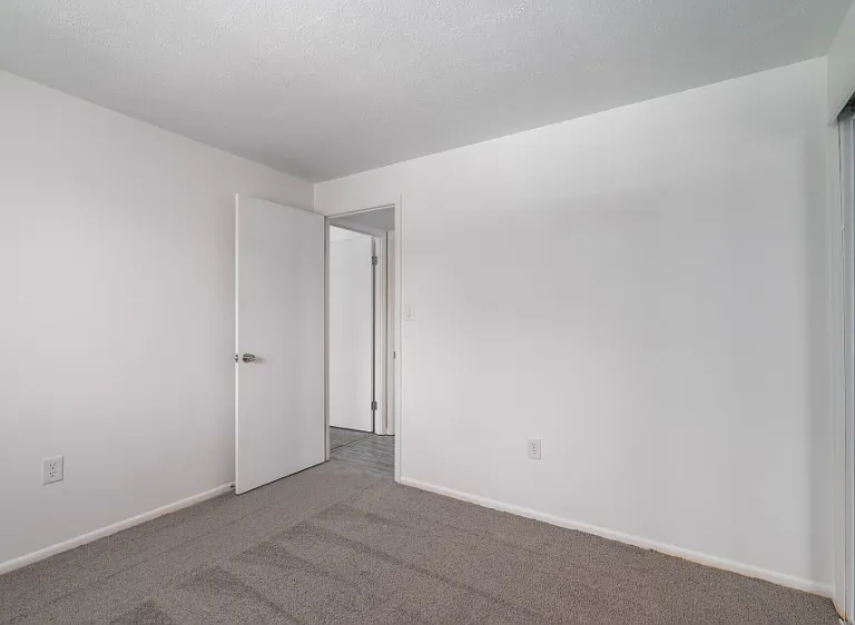 Randall House Apartments — Photo 2