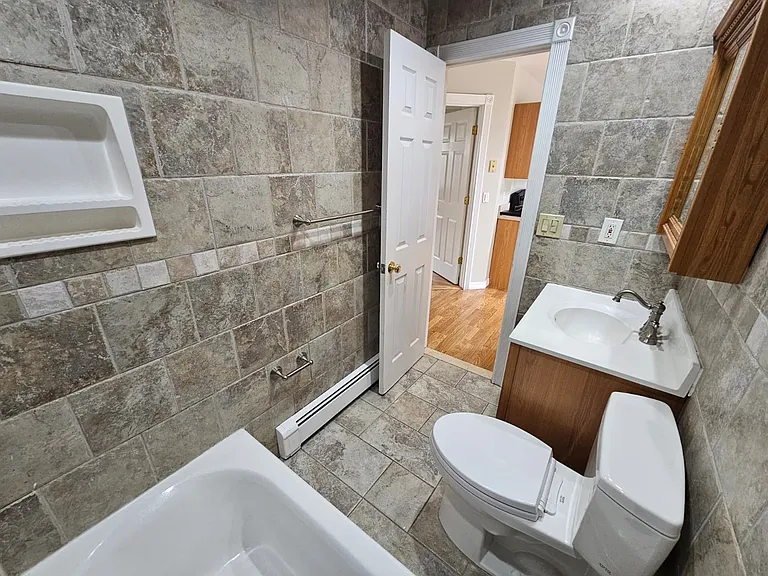 2 Carnegie Dr #2 — Photo 22