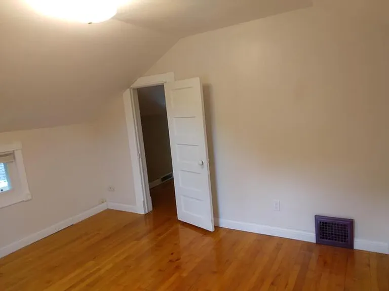1512 Ohio St — Photo 4
