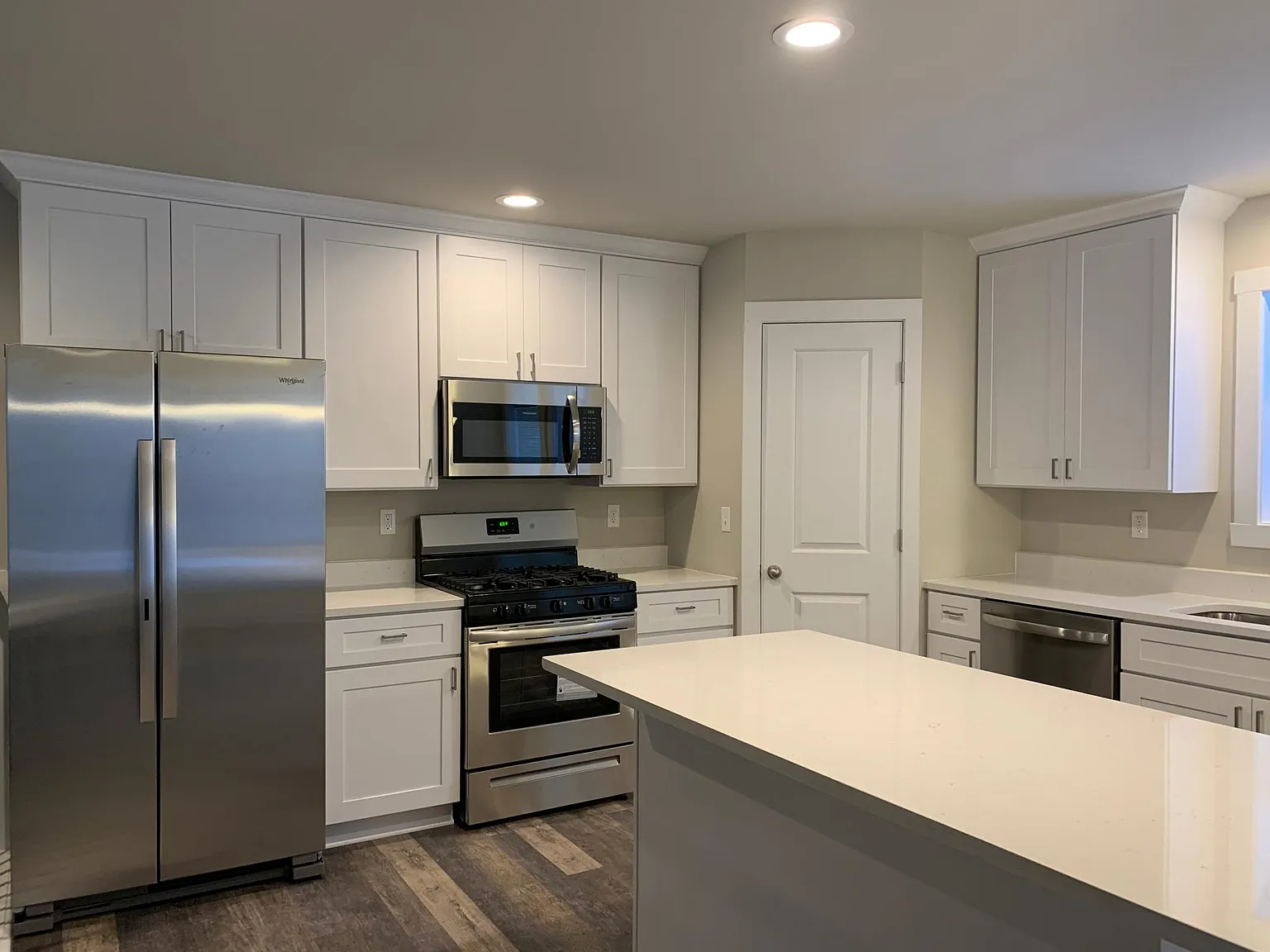15135 Yellowstone Dr — Photo 4