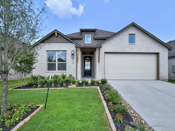 138 Red Oak, Castroville, TX 78009