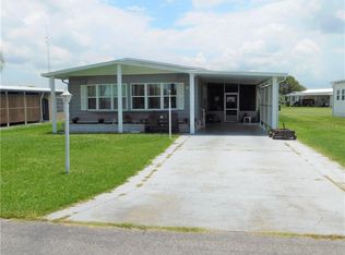 36700 Lakewood Dr, Zephyrhills, FL 33542