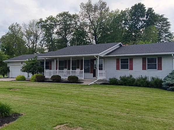1539 Woodland Dr, Bucyrus, OH 44820