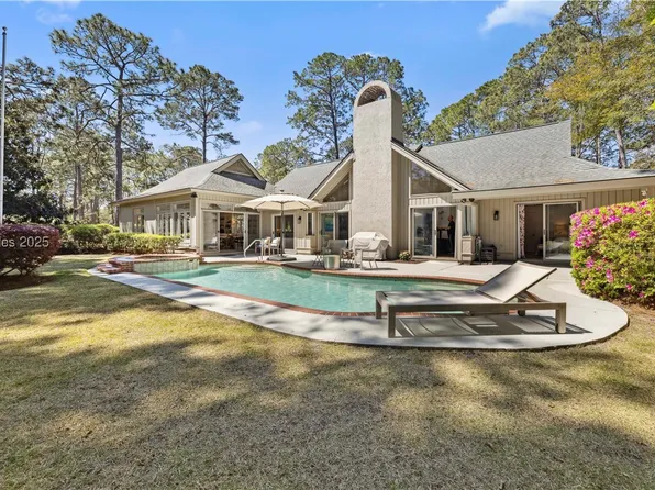 6 Long Leaf Ln, Hilton Head Island, SC 29926