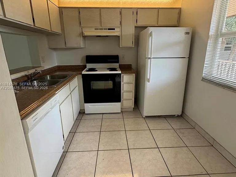 8750 Royal Palm Blvd #209 — Photo 4