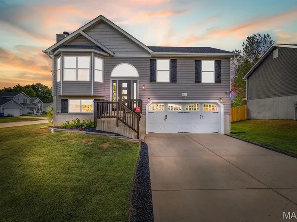 251 Living Water Ct, Pevely, MO 63070
